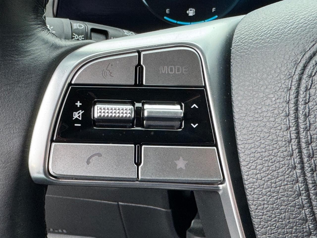 Kia Telluride Vehicle Full-screen Gallery Image 21