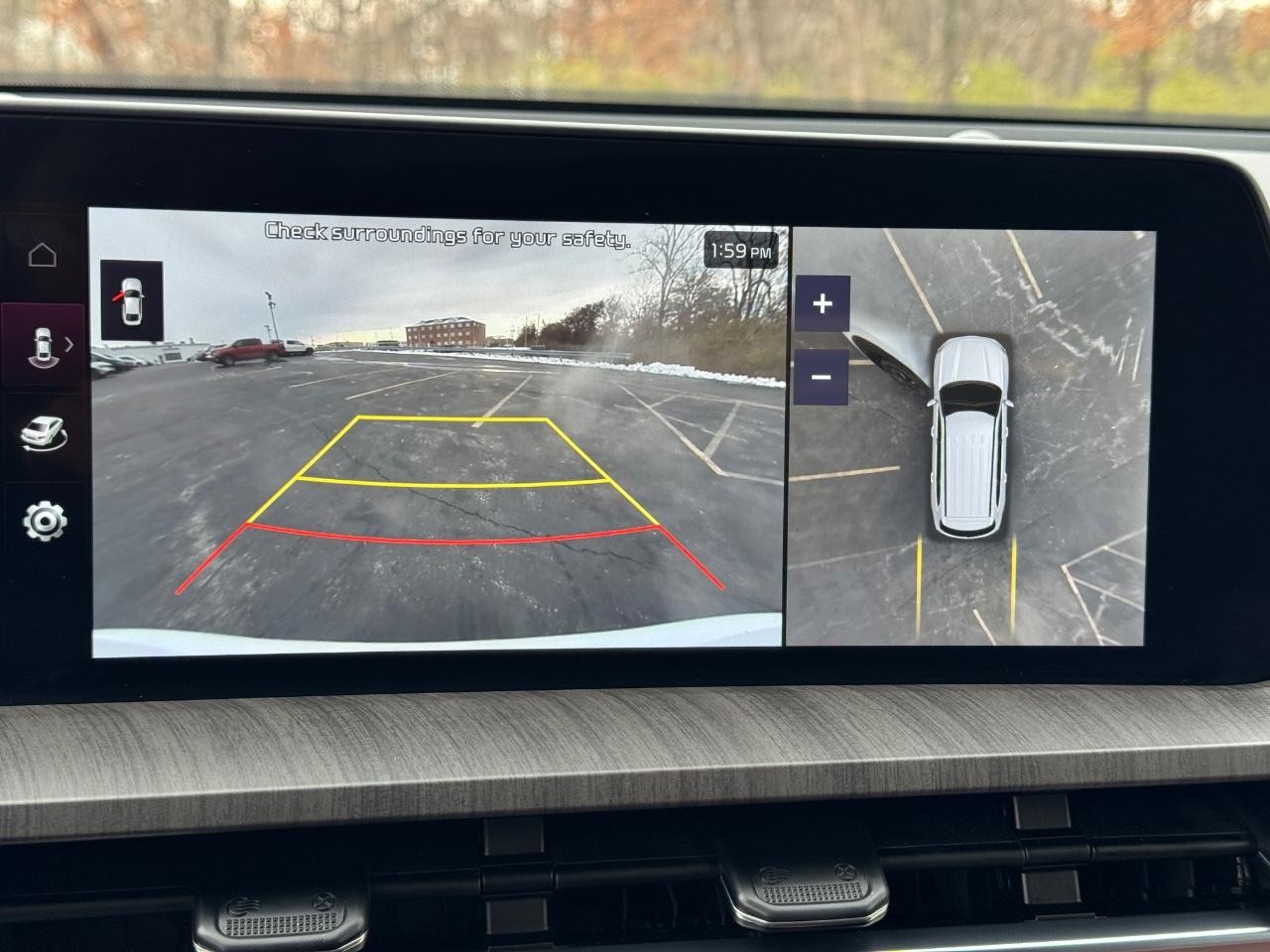 Kia Telluride Vehicle Full-screen Gallery Image 24