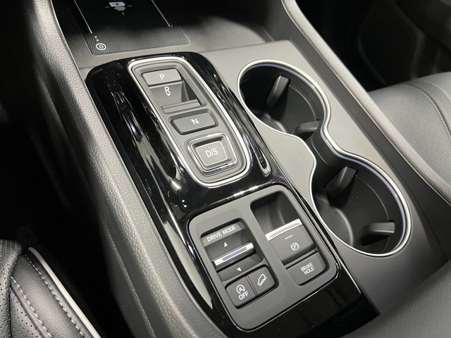 Honda Pilot Vehicle Full-screen Gallery Image 18