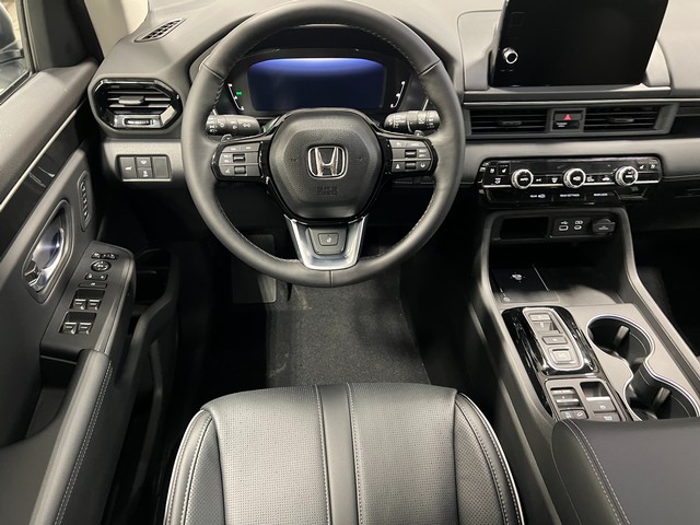 Honda Pilot Vehicle Full-screen Gallery Image 19