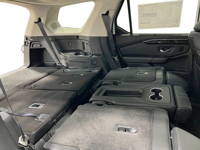 Honda Pilot Vehicle Full-screen Gallery Image 40