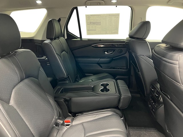 Honda Pilot Vehicle Full-screen Gallery Image 41