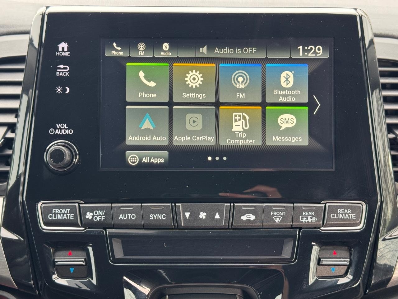 Honda Odyssey Vehicle Full-screen Gallery Image 14