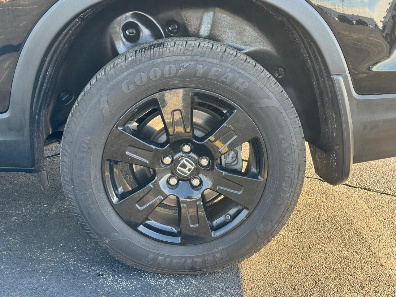 Honda Ridgeline Vehicle Full-screen Gallery Image 07