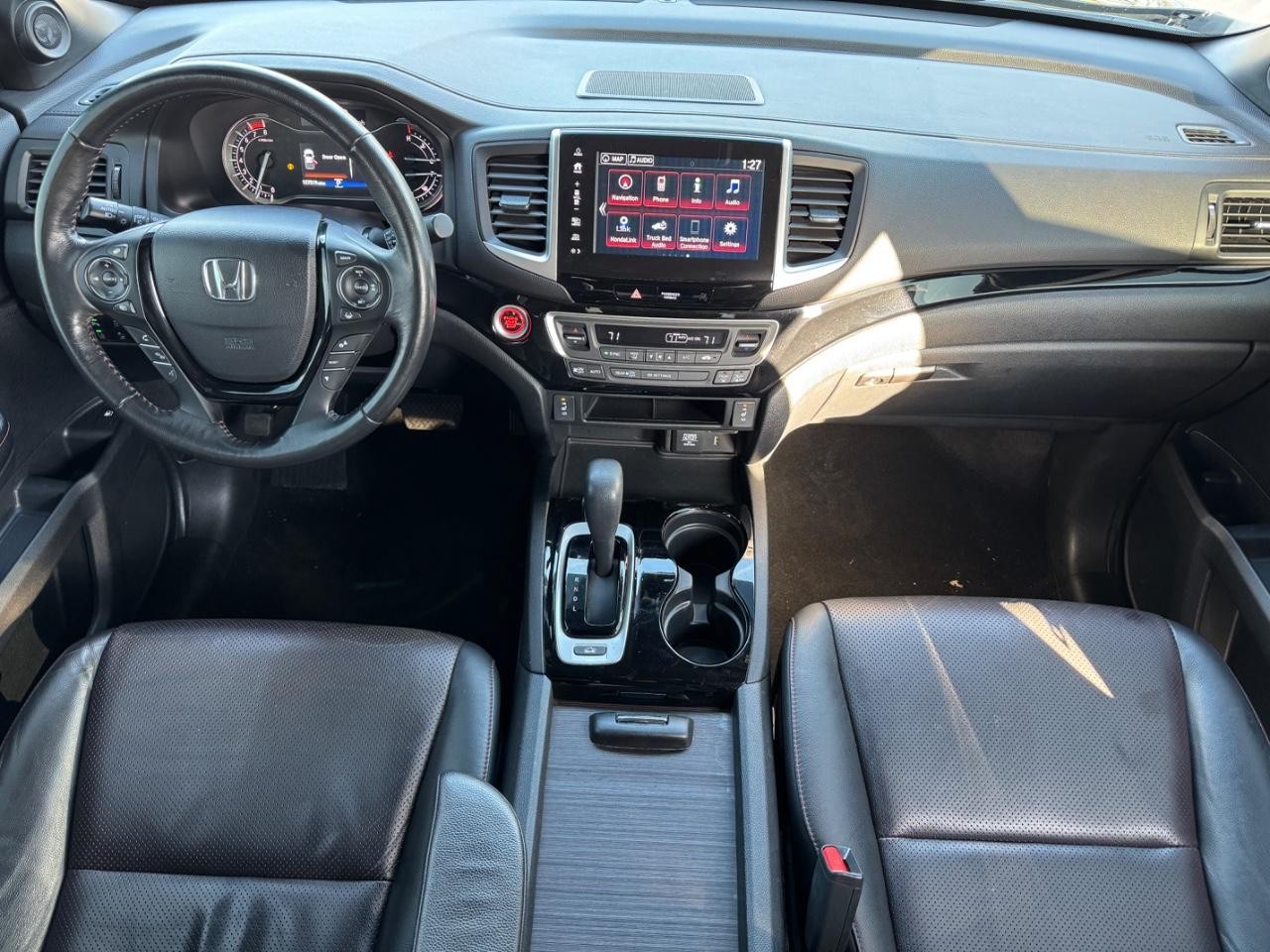 Honda Ridgeline Vehicle Full-screen Gallery Image 11