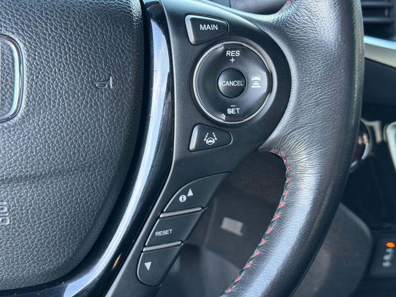 Honda Ridgeline Vehicle Full-screen Gallery Image 22