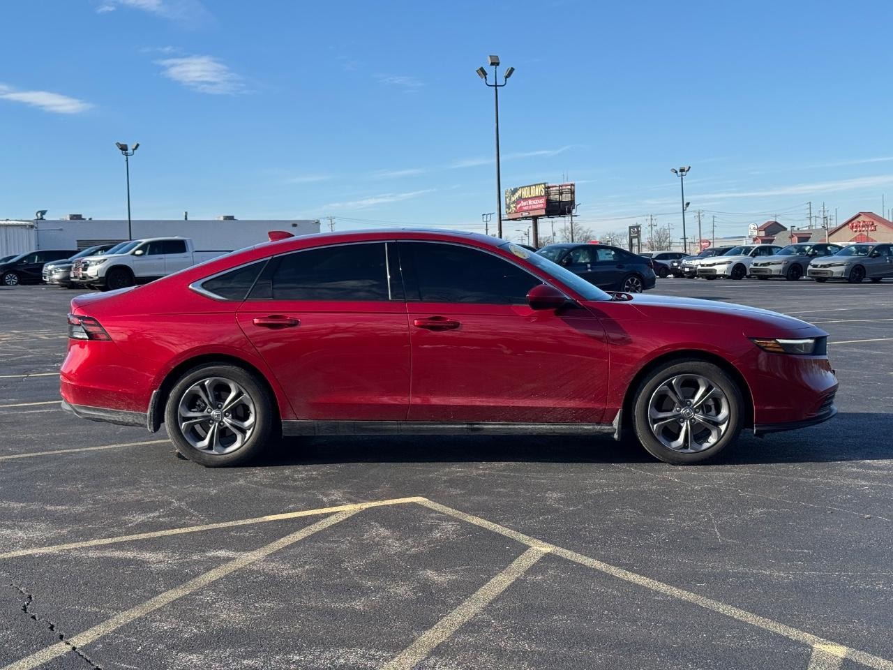 Honda Accord Sedan Vehicle Full-screen Gallery Image 02