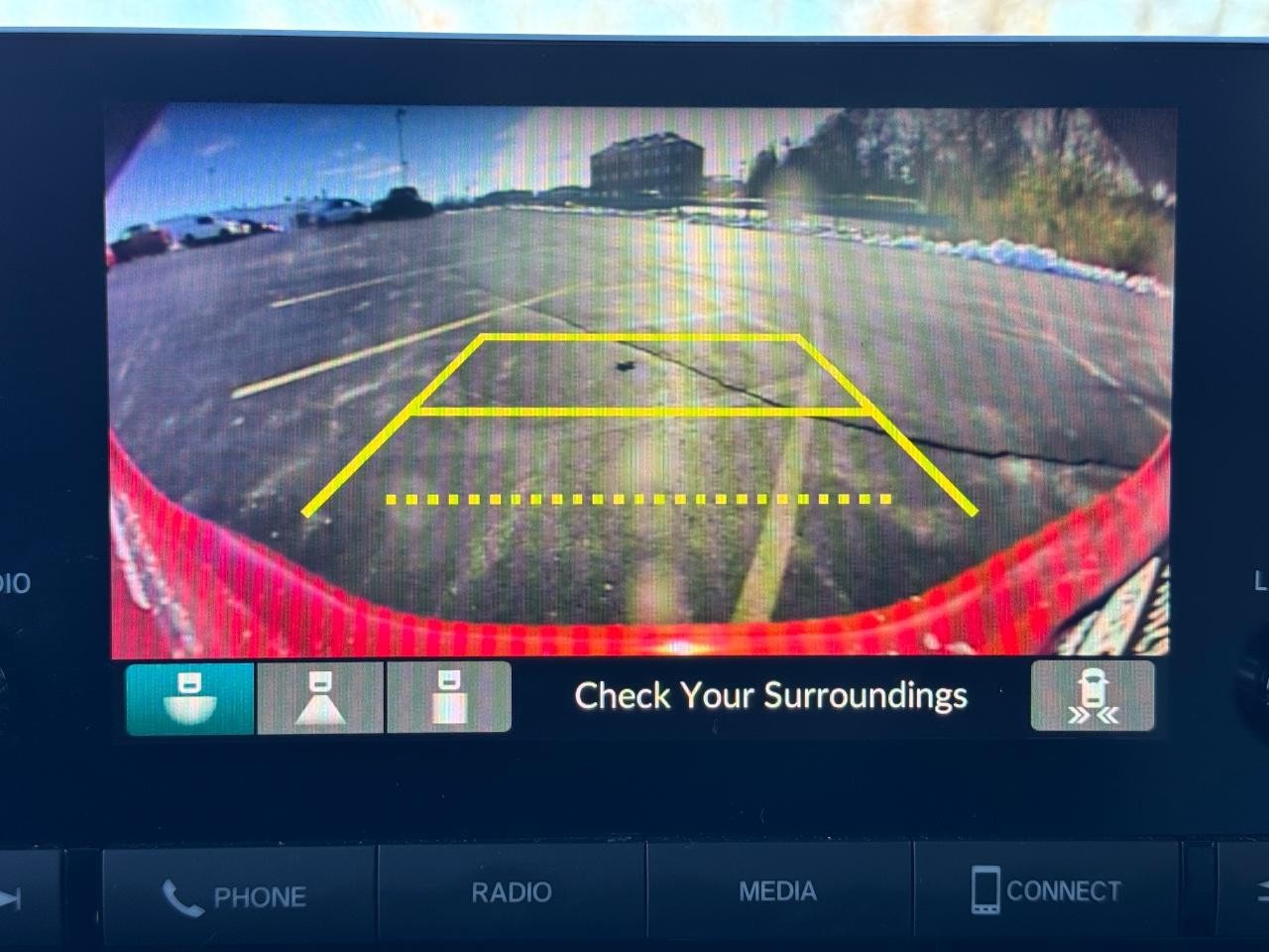 Honda Accord Sedan Vehicle Full-screen Gallery Image 22