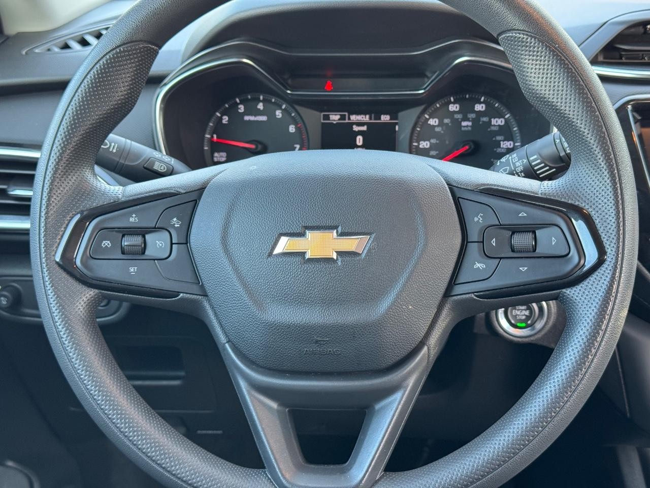 Chevrolet TrailBlazer Vehicle Full-screen Gallery Image 12