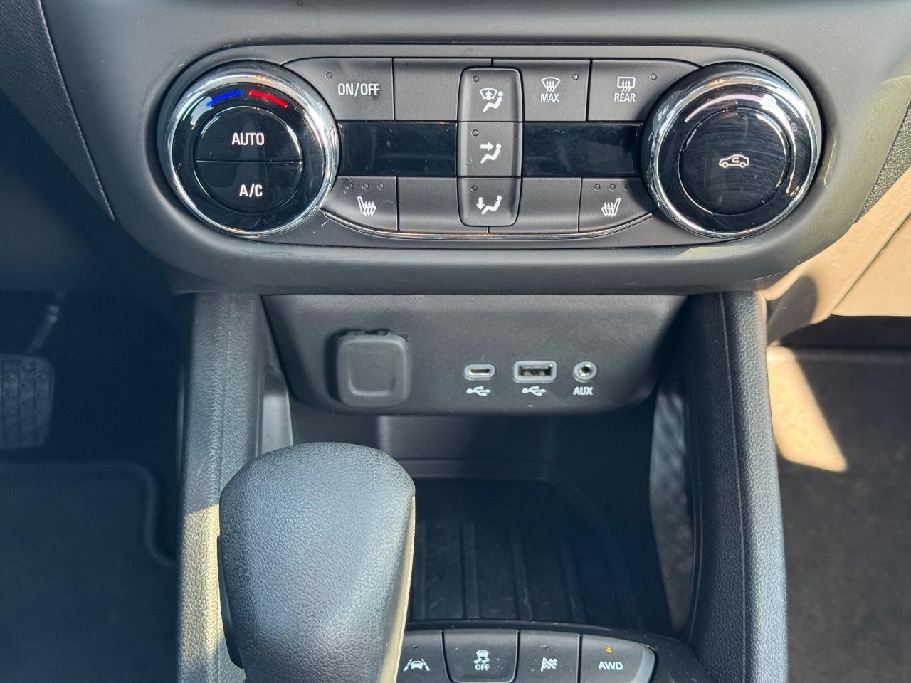 Chevrolet TrailBlazer Vehicle Full-screen Gallery Image 14