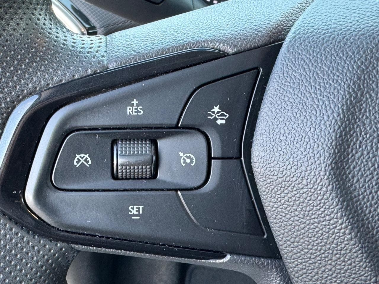 Chevrolet TrailBlazer Vehicle Full-screen Gallery Image 19