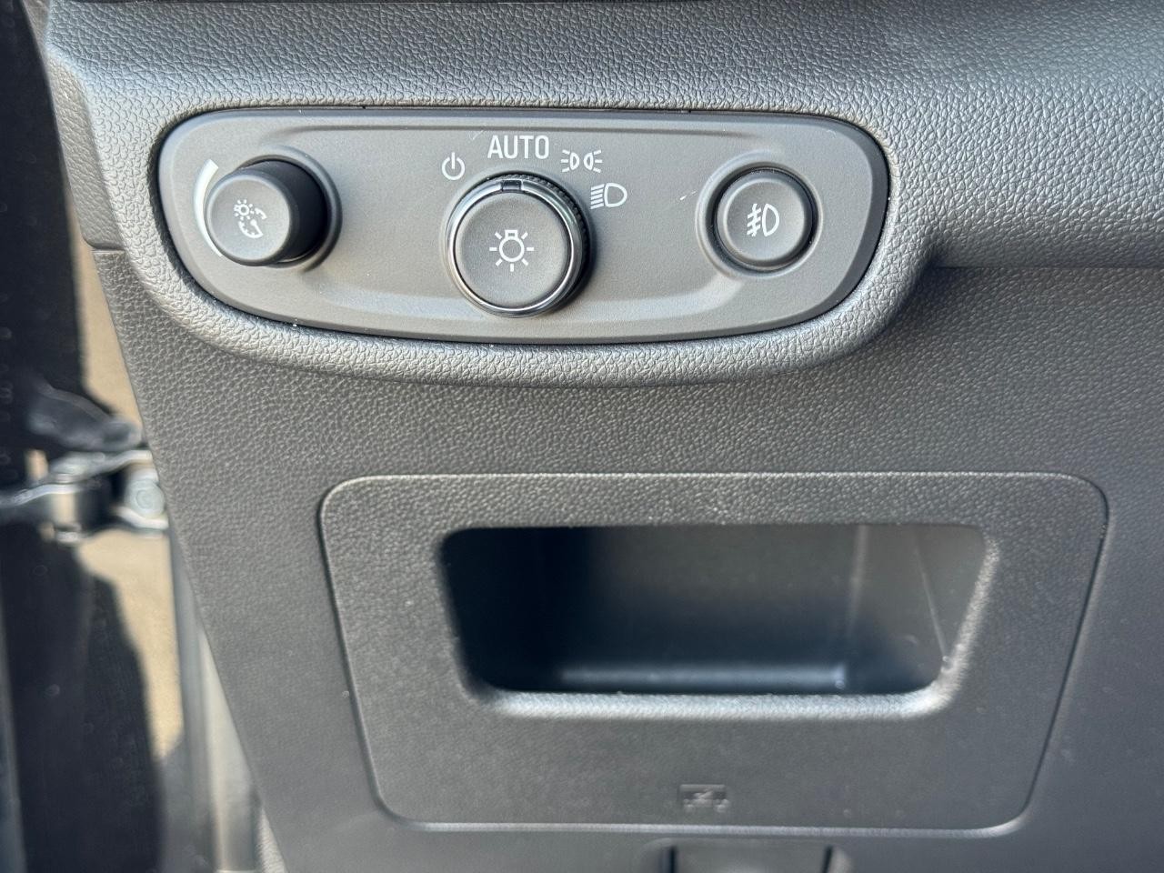 Chevrolet TrailBlazer Vehicle Full-screen Gallery Image 21