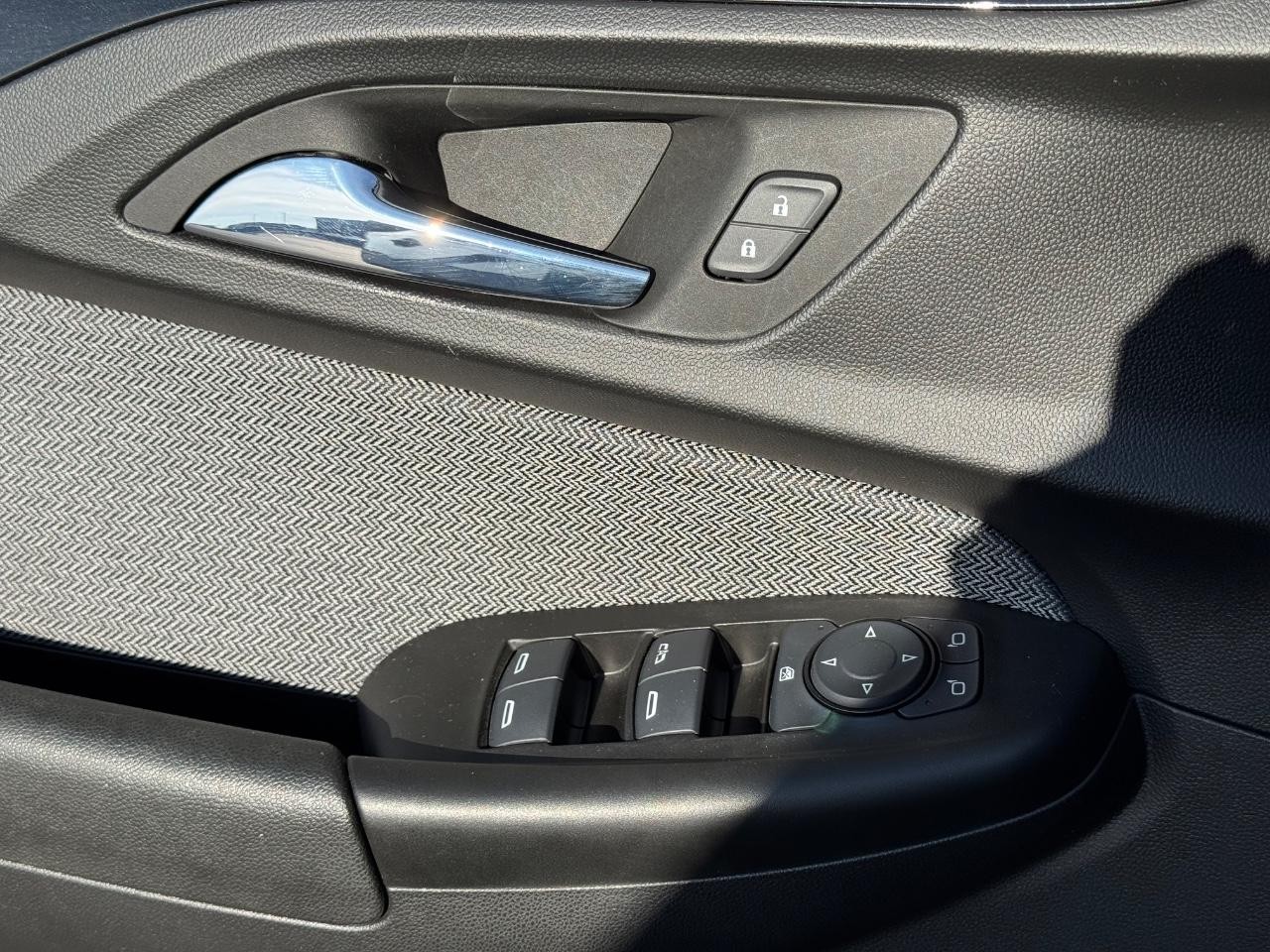 Chevrolet TrailBlazer Vehicle Full-screen Gallery Image 23