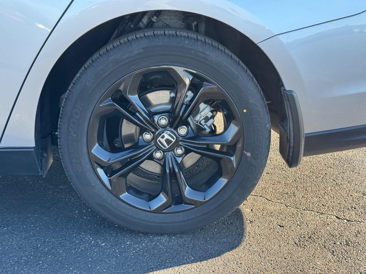 Honda Accord Sedan Vehicle Full-screen Gallery Image 07