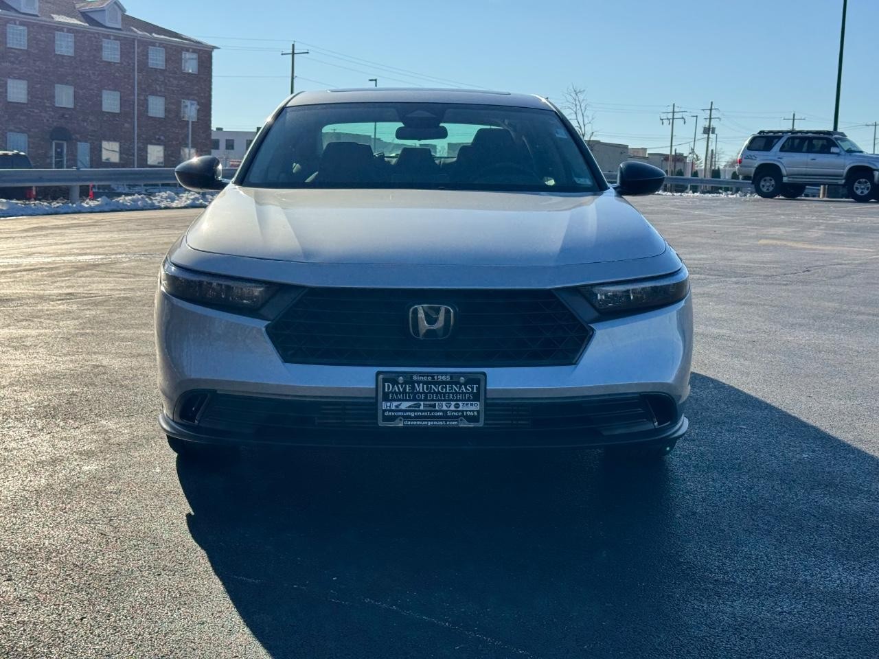 Honda Accord Sedan Vehicle Full-screen Gallery Image 09