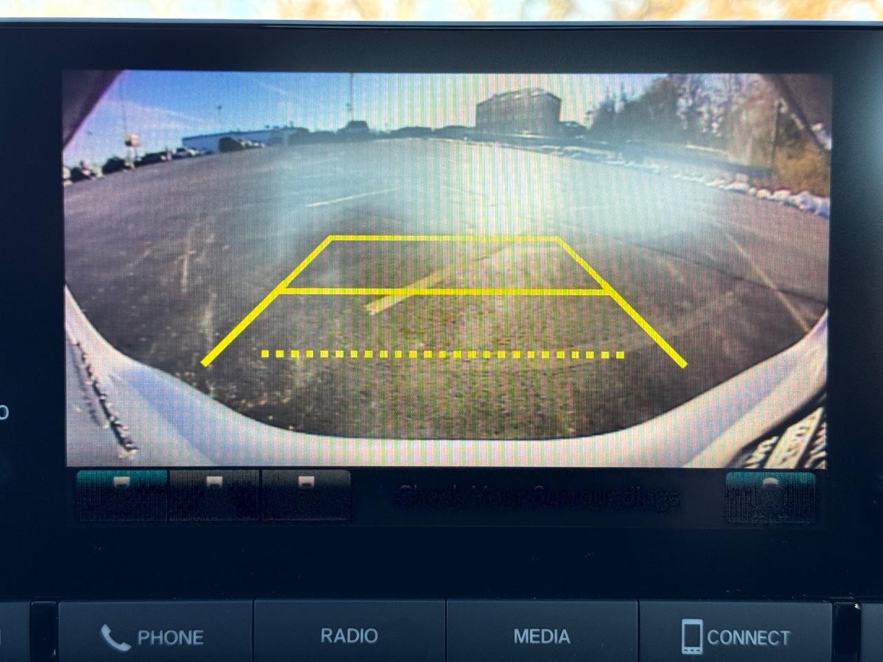 Honda Accord Sedan Vehicle Full-screen Gallery Image 23