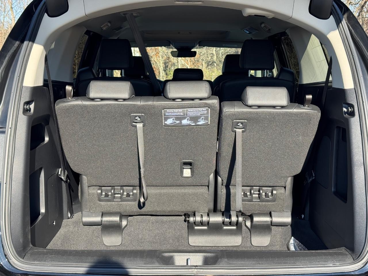 Honda Odyssey Vehicle Full-screen Gallery Image 04