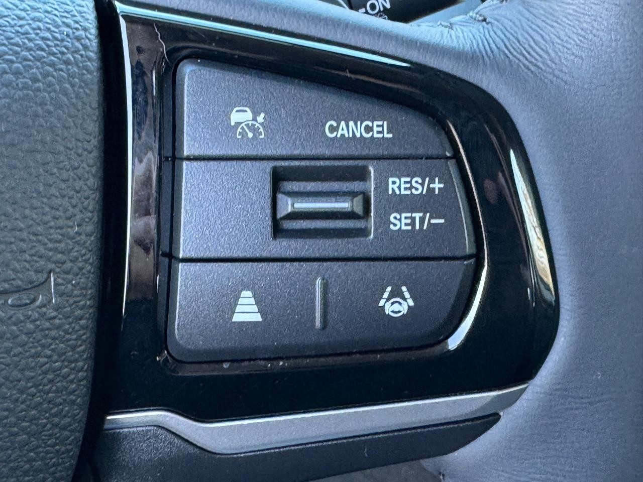 Honda Odyssey Vehicle Full-screen Gallery Image 22