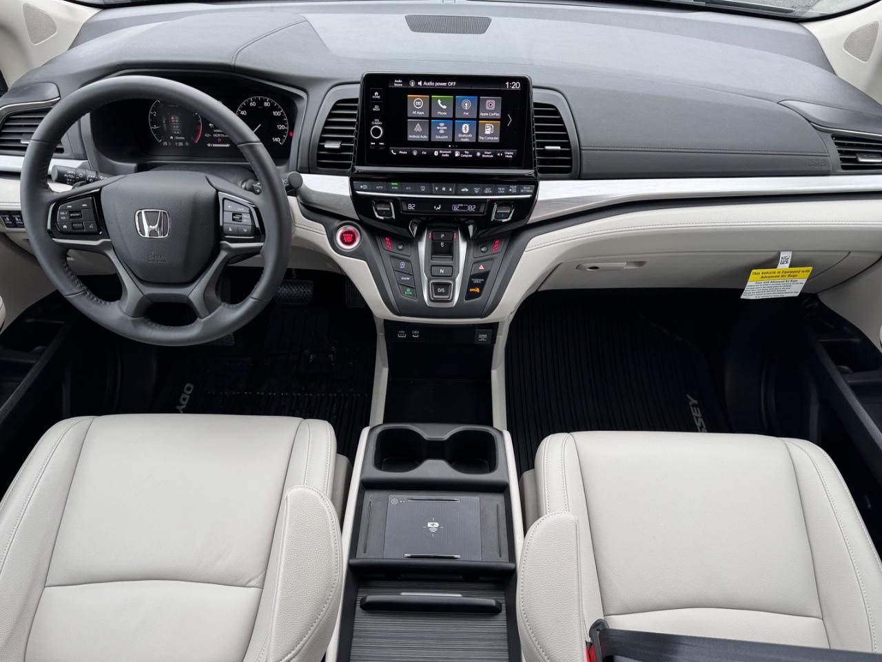 Honda Odyssey Vehicle Full-screen Gallery Image 12