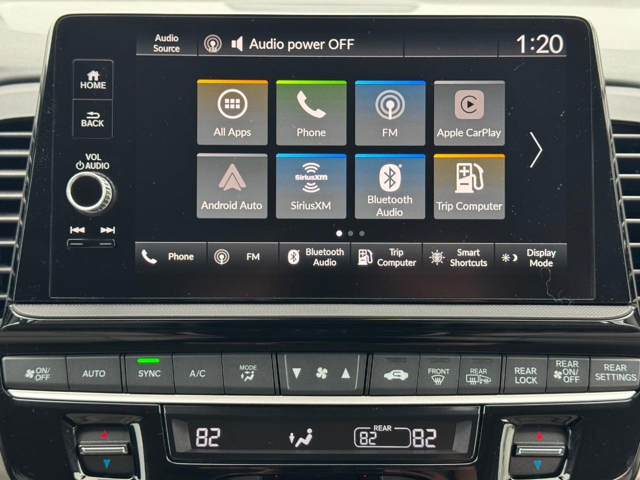 Honda Odyssey Vehicle Full-screen Gallery Image 14