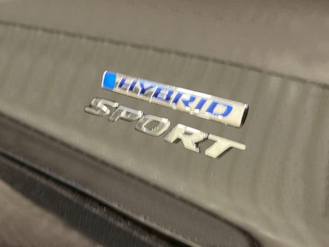 Honda Accord Hybrid Vehicle Full-screen Gallery Image 07