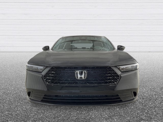 Honda Accord Hybrid Vehicle Full-screen Gallery Image 10