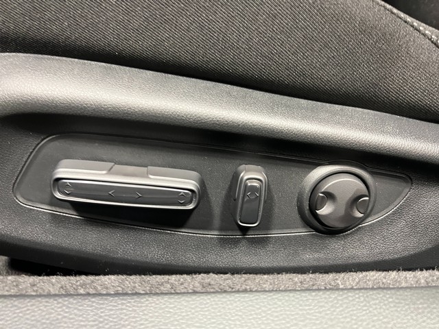 Honda Accord Hybrid Vehicle Full-screen Gallery Image 14