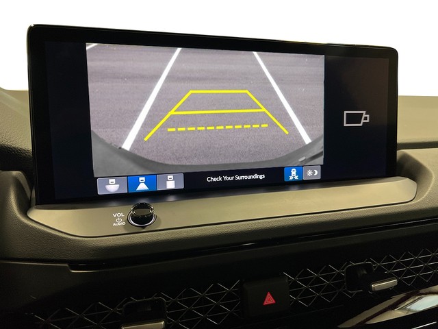 Honda Accord Hybrid Vehicle Full-screen Gallery Image 25