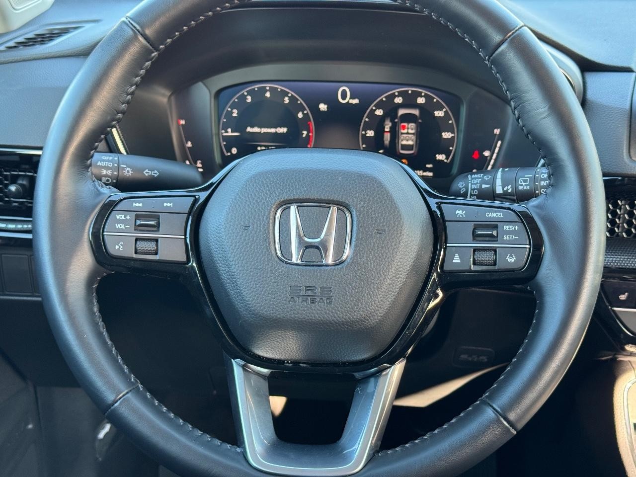 Honda CR-V Vehicle Full-screen Gallery Image 12