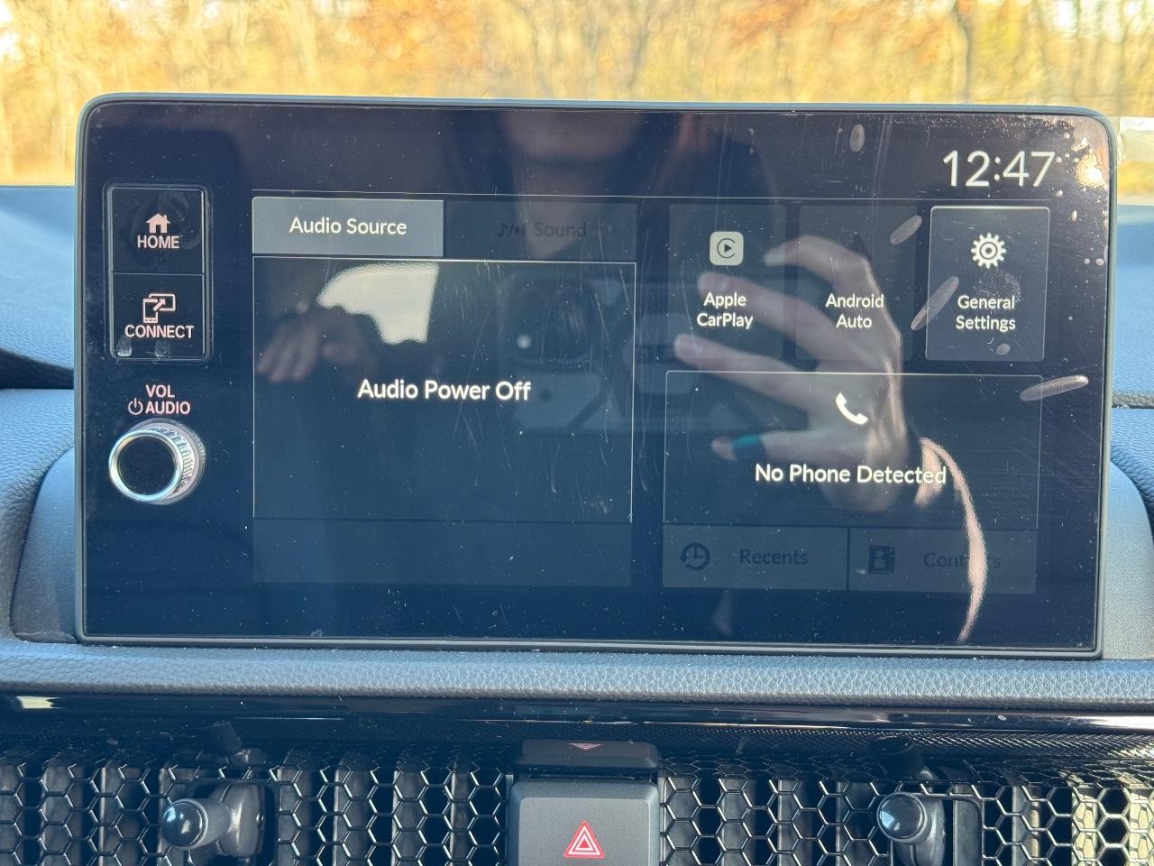 Honda CR-V Vehicle Full-screen Gallery Image 13