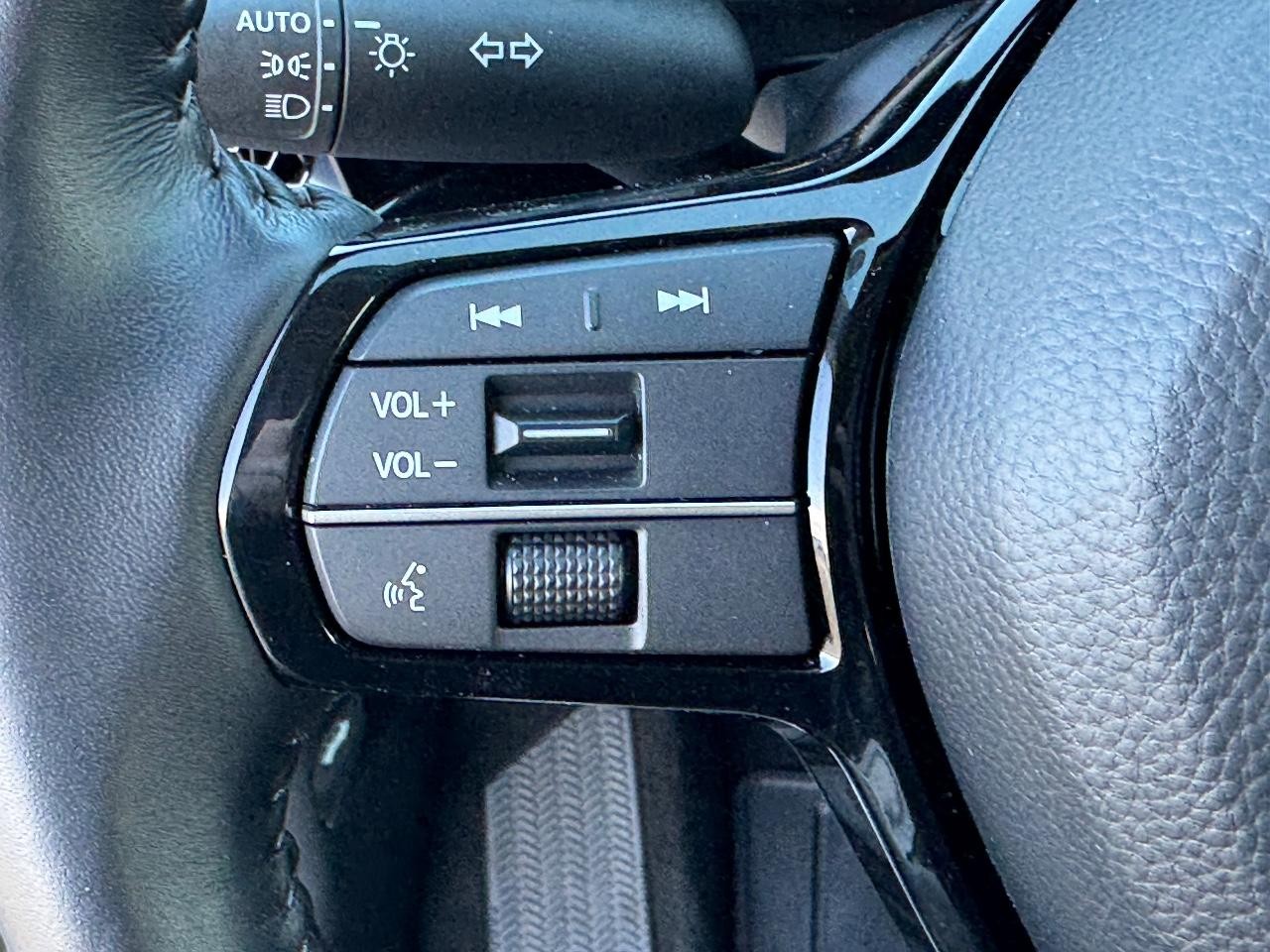 Honda CR-V Vehicle Full-screen Gallery Image 21