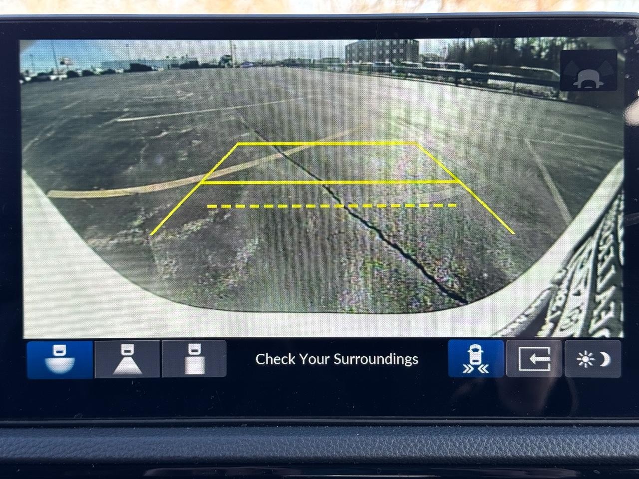 Honda CR-V Vehicle Full-screen Gallery Image 24