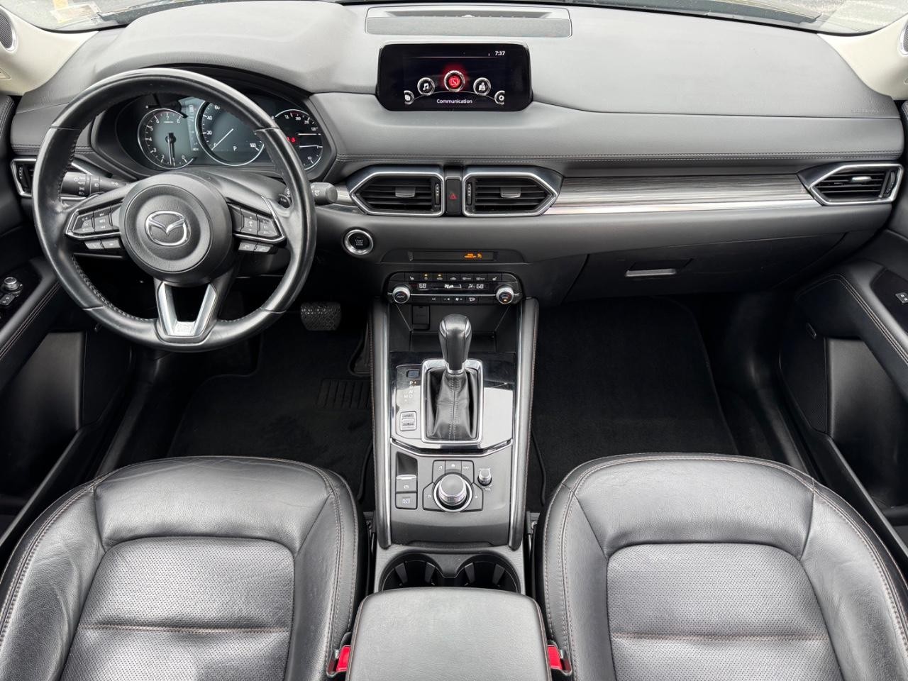 Mazda CX-5 Vehicle Full-screen Gallery Image 11