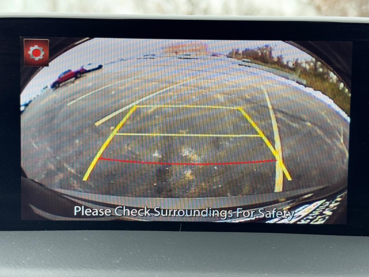 Mazda CX-5 Vehicle Full-screen Gallery Image 24