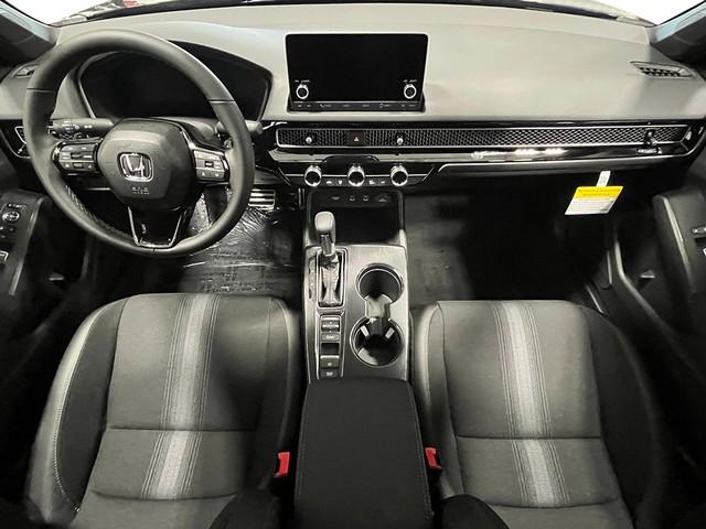 Honda Civic Hatchback Vehicle Full-screen Gallery Image 16