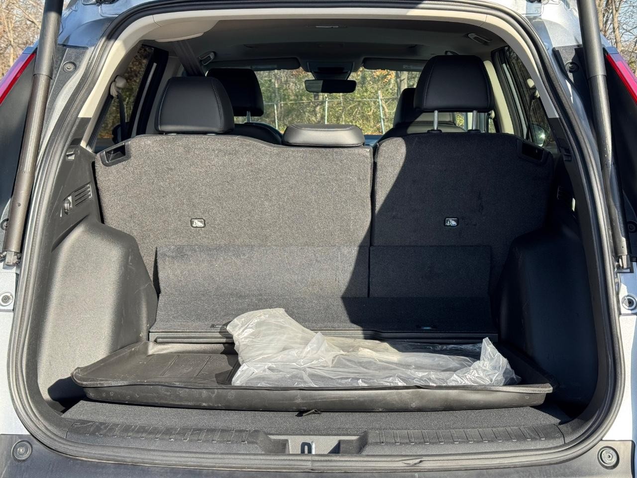 Honda CR-V Vehicle Full-screen Gallery Image 04