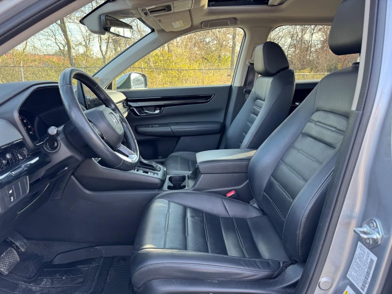 Honda CR-V Vehicle Full-screen Gallery Image 29