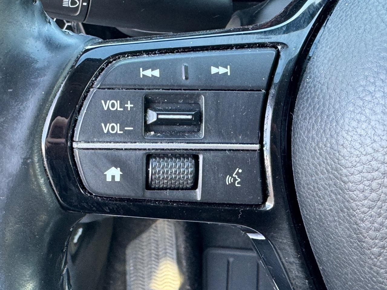 Honda CR-V Vehicle Full-screen Gallery Image 32