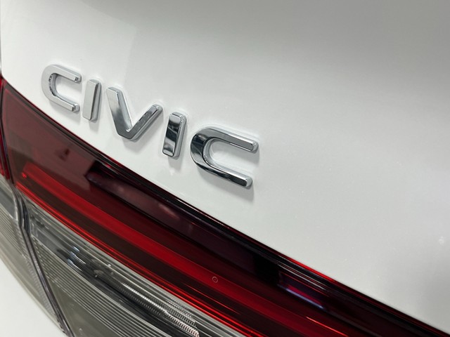 Honda Civic Sedan Vehicle Full-screen Gallery Image 05