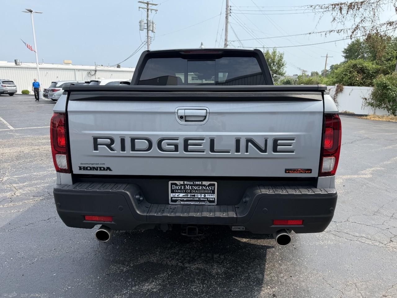 Honda Ridgeline Vehicle Full-screen Gallery Image 06