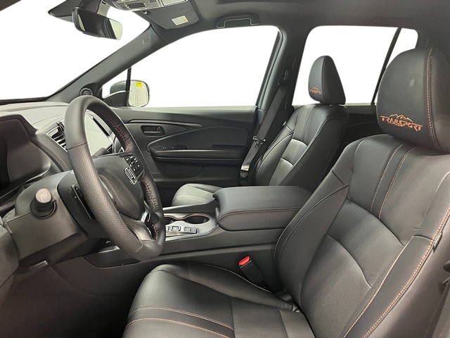 Honda Ridgeline Vehicle Full-screen Gallery Image 38