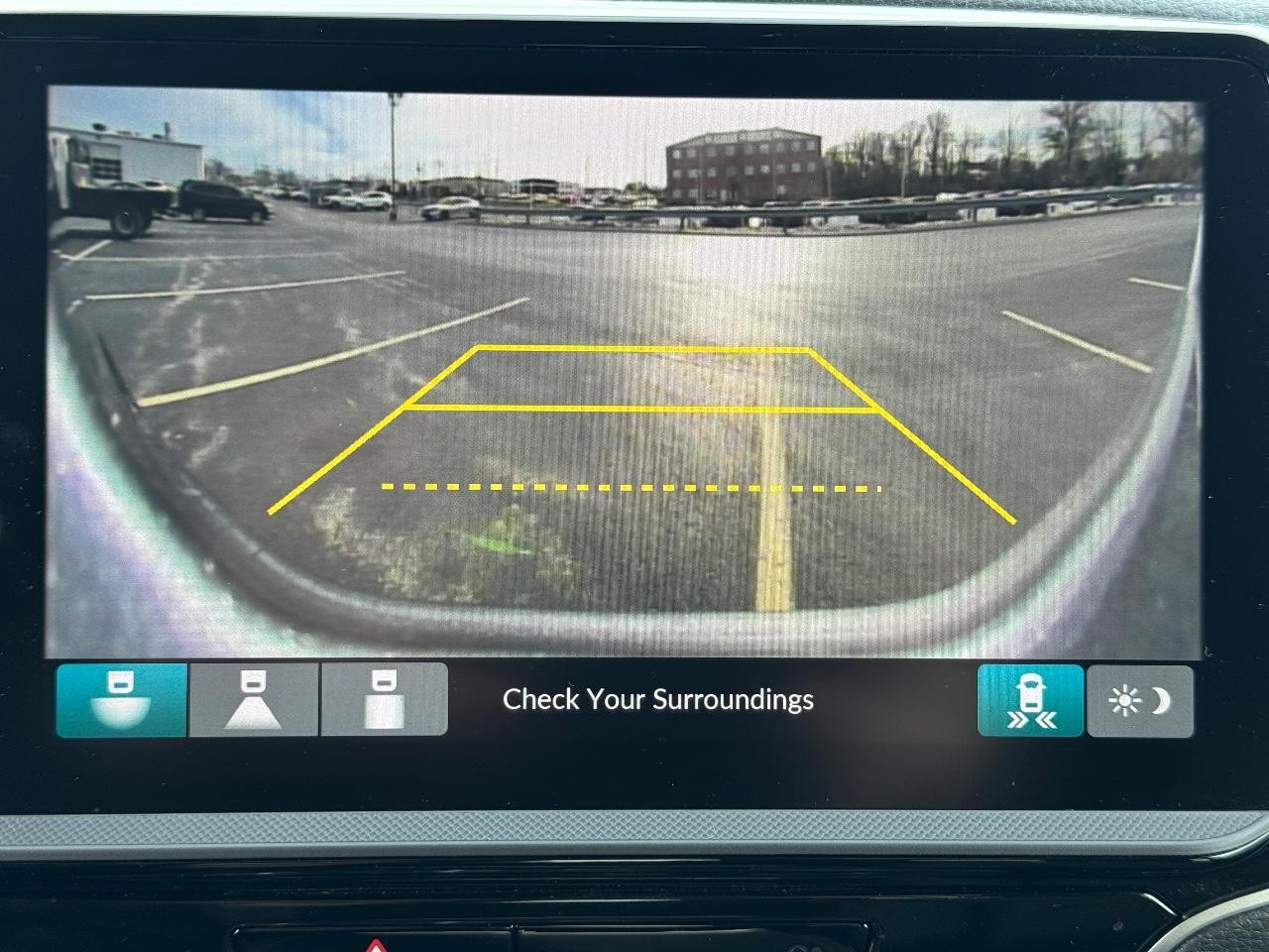 Honda Ridgeline Vehicle Full-screen Gallery Image 24