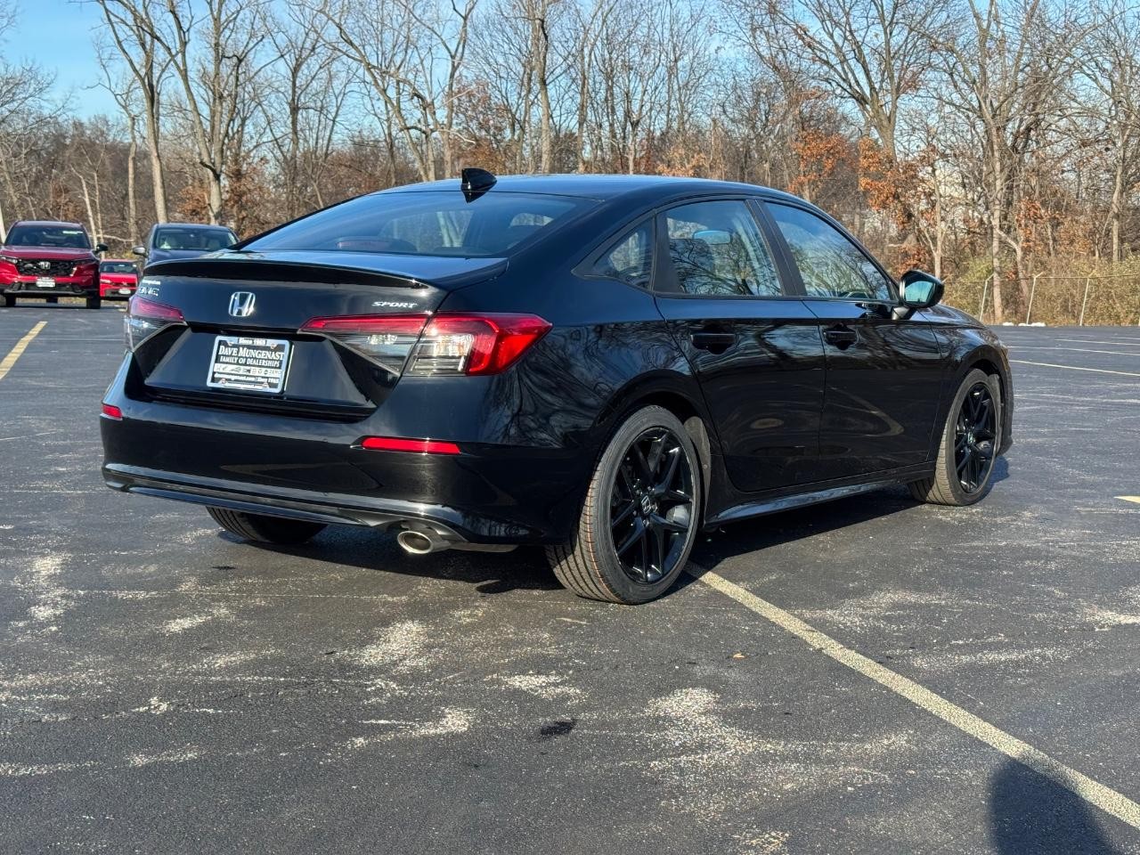 Honda Civic Sedan Vehicle Full-screen Gallery Image 03