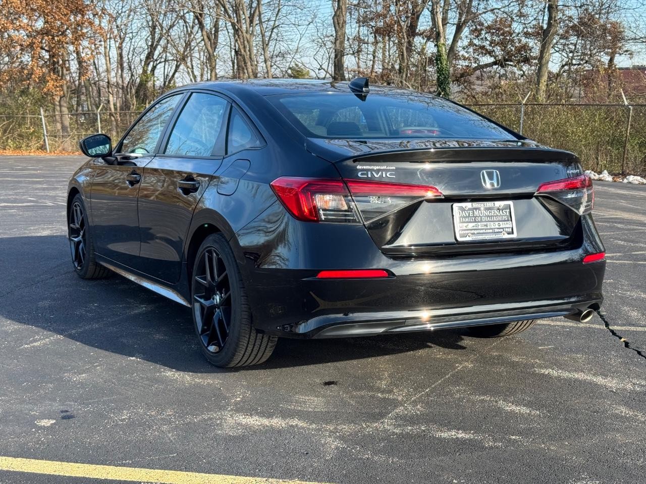 Honda Civic Sedan Vehicle Full-screen Gallery Image 06