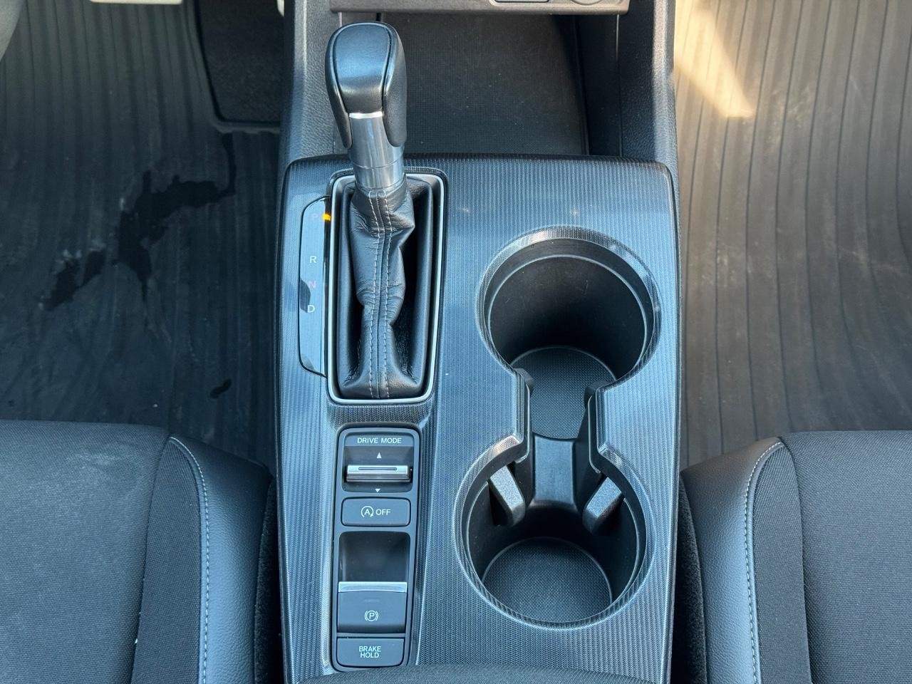 Honda Civic Sedan Vehicle Full-screen Gallery Image 15