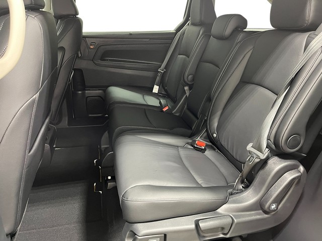 Honda Odyssey Vehicle Full-screen Gallery Image 22