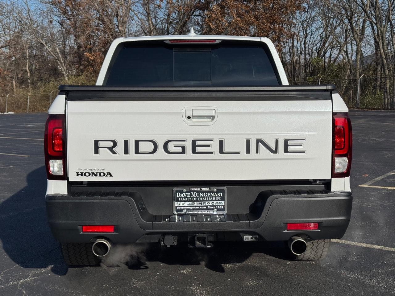 Honda Ridgeline Vehicle Full-screen Gallery Image 04
