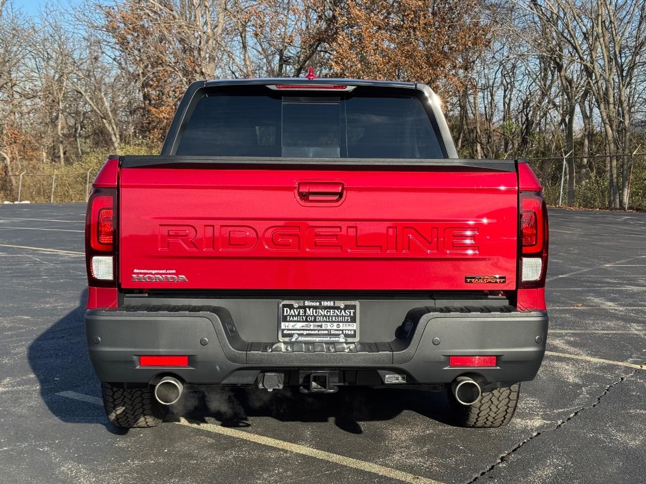 Honda Ridgeline Vehicle Full-screen Gallery Image 05