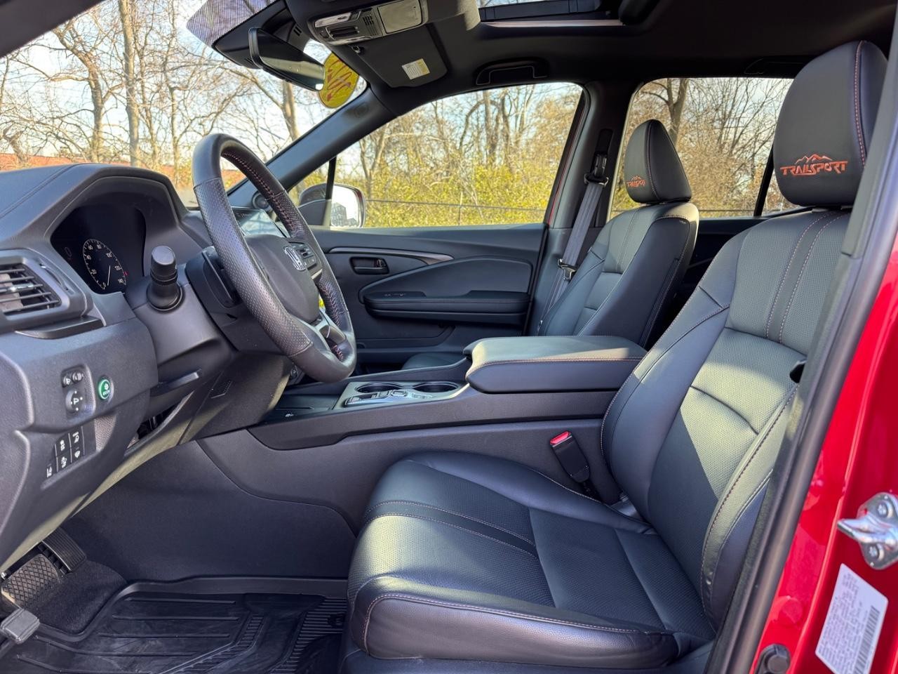 Honda Ridgeline Vehicle Full-screen Gallery Image 18