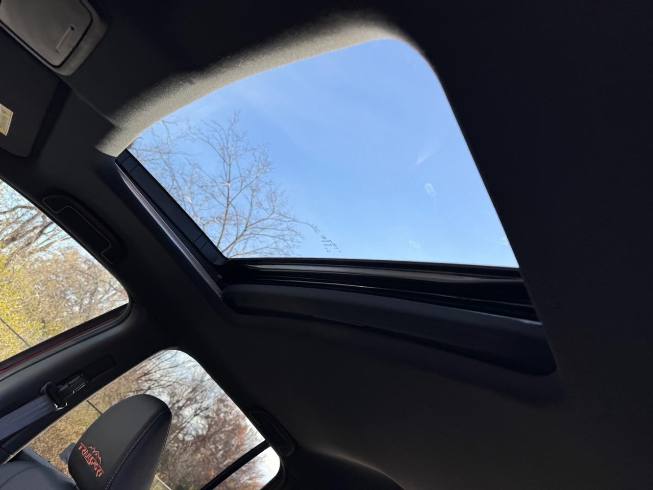 Honda Ridgeline Vehicle Full-screen Gallery Image 19